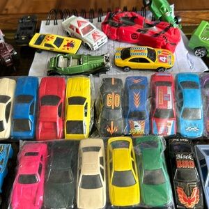 65 pc die cast vintage car collection maisto tomica moto max hot wheels